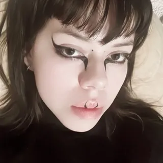 Kayleen D.