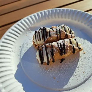 Mini cannoli