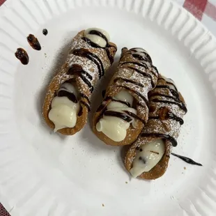 Cannoli