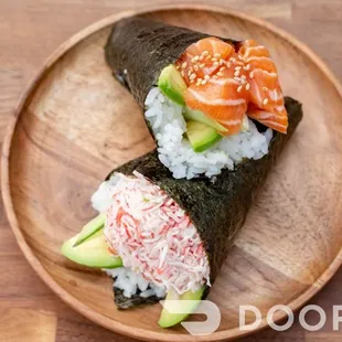 California Handroll &amp; Salmon Handroll