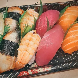 Combo 1 Nigiri 8 Pieces