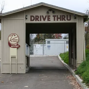 Z's unique drive-thru experience