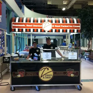 Z's Sweet Treats Cart at the Strongsville Recreation Complex