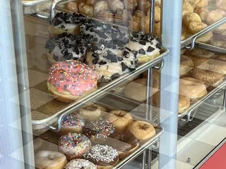 Lee's Donuts