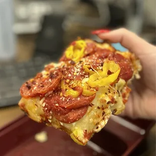 Godfathers Favorite + hot peppers