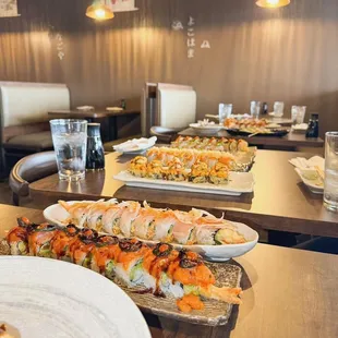 sushi and sashimi, interior