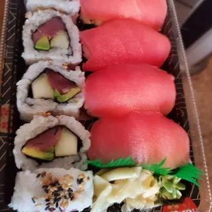 All tuna nigiri &amp; roll