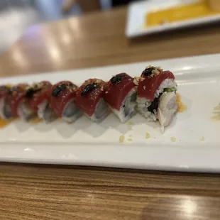 Spicy blue fin tuna roll