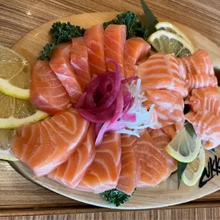 Salmon Toro