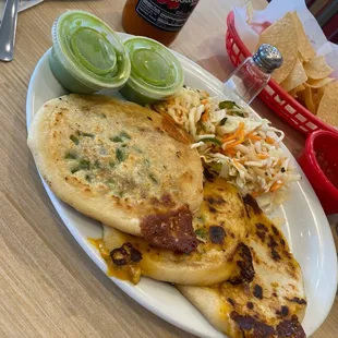 Chicken and jalapeño Papposas