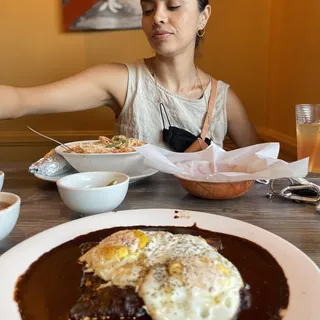 Enchiladas De Mole