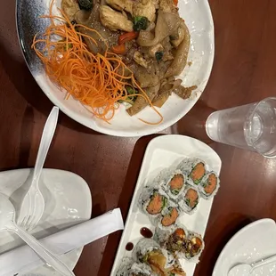Drunken Noodles Tuna Jalapeo Roll California with Roe