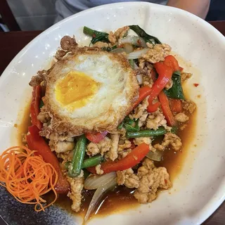 Minced chicken Ga Prao