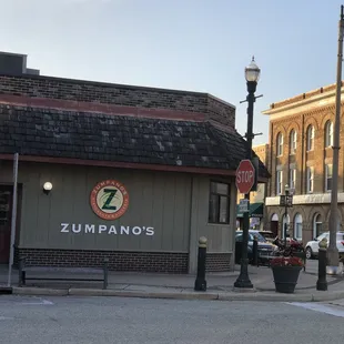 a view of a street corner