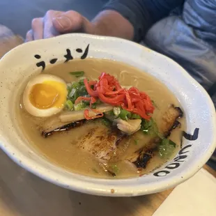 TONKOTSU RAMEN - delicious creamy broth