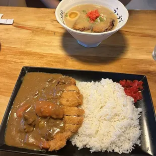Tonkotsu ramen and Katsudon curry rice