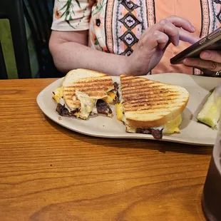 Bacon grilled cheese