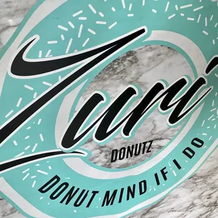 Zuri&apos;s logo