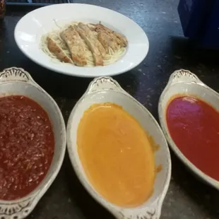 Kids ángel hair, add chkn, meat, pink, and red sauce on side! Delish!