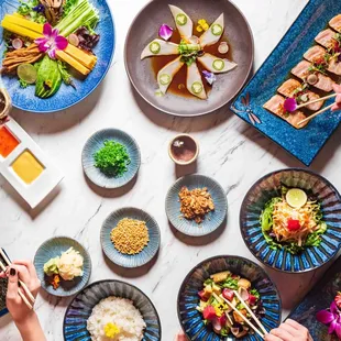 DIY Hand Roll Sushi Platters! Great for groups.