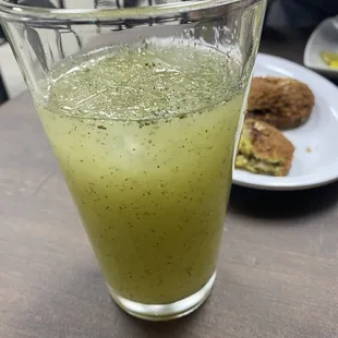 Mint lemonade