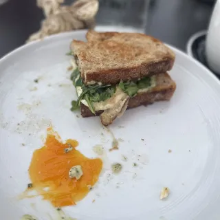 Breakfast Sando