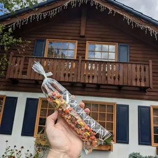 Pretzel sticks at the exterior