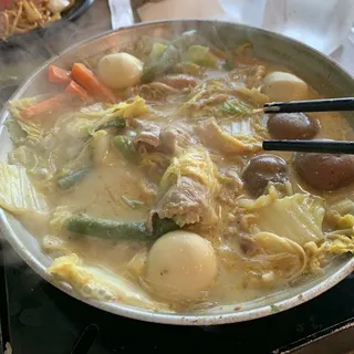 2. Creamy Curry Hotpot