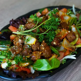 Sizzling Shaken Beef Salad