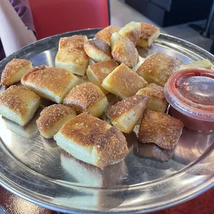 Breadstick bites