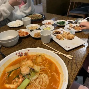 Dumpings &amp; banchans